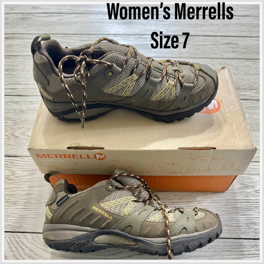 Merrell Brown women’s size 7 M Athletic Shoes Rugged Design hiking shoes treads